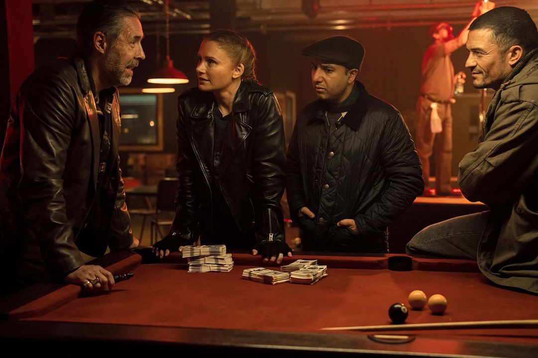 Deep Cover : Photo Bryce Dallas Howard, Nick Mohammed, Orlando Bloom, Paddy Considine