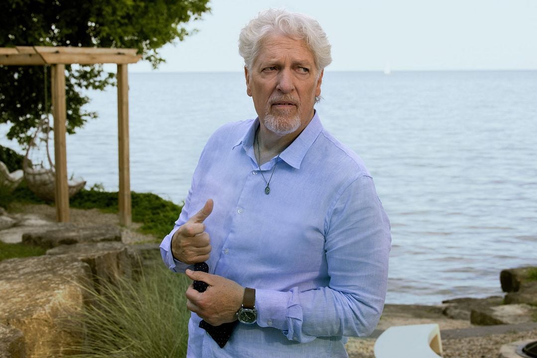 Sur tes traces : Photo Clancy Brown