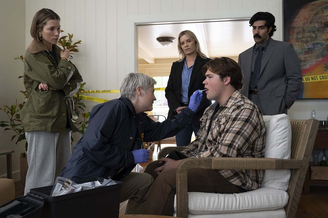 Photo Bobby Naderi, Kim Dickens, Jessica Biel, Maxwell Acee Donovan