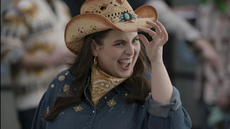 Elsbeth : Photo Beanie Feldstein