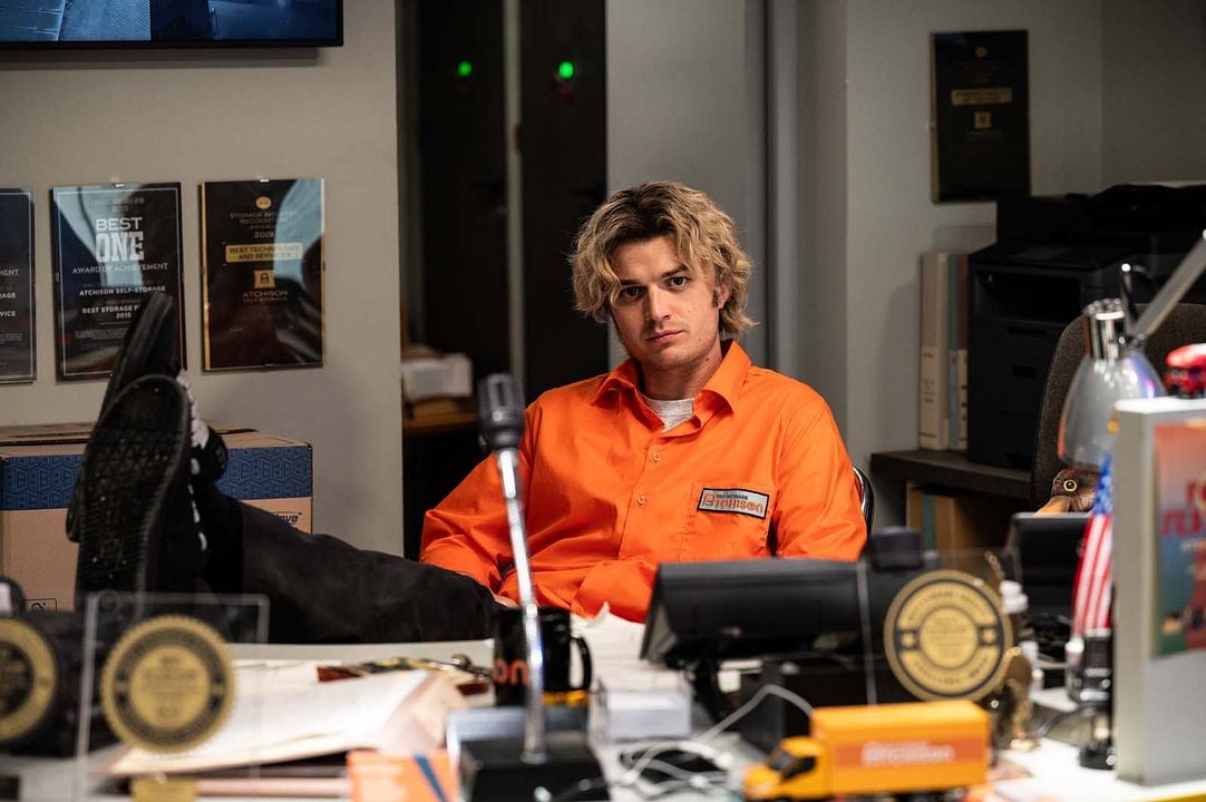 Cold Storage : Photo Joe Keery