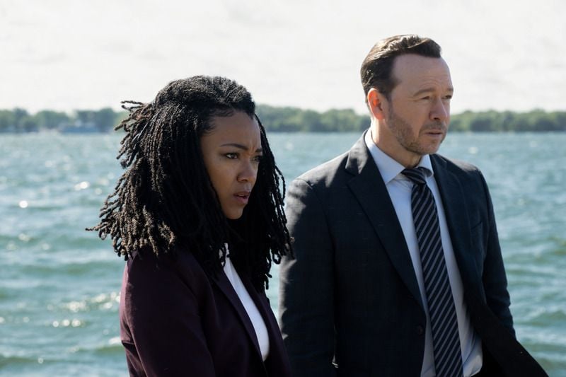 Boston Blue : Photo Donnie Wahlberg, Sonequa Martin-Green