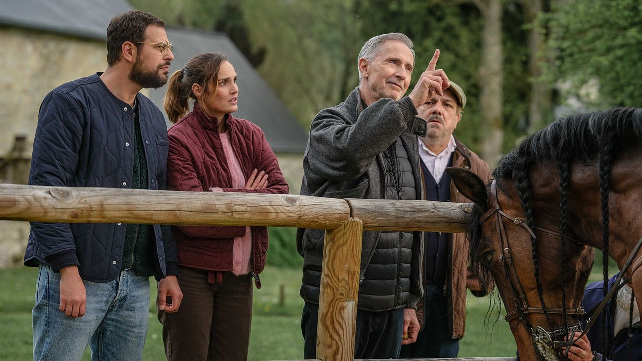 Chasse gardée 2 : Photo Camille Lou, Didier Bourdon, Hakim Jemili, Thierry Lhermitte