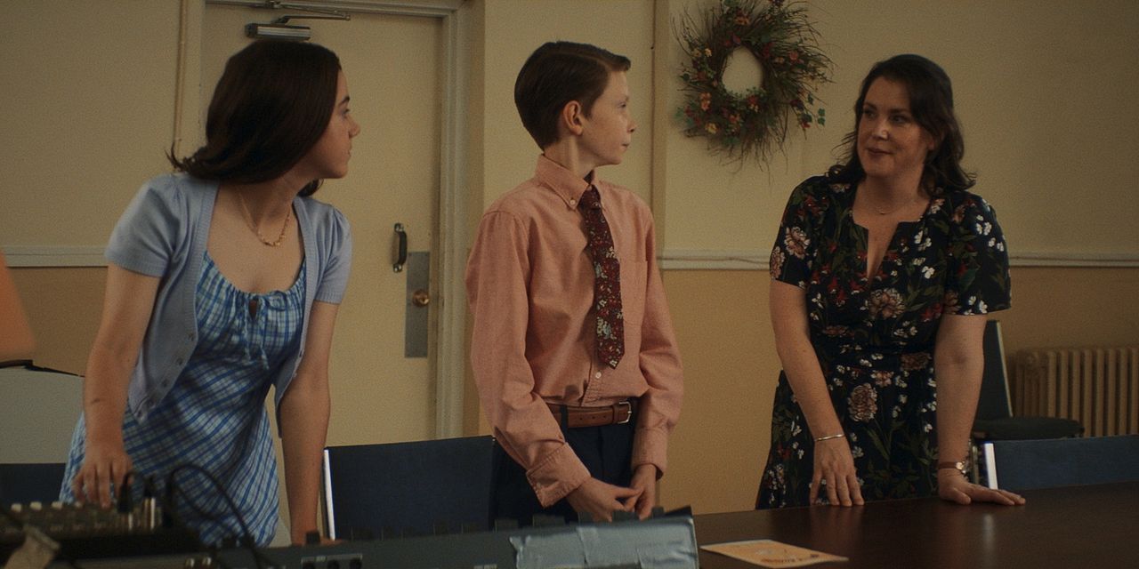 Griffin In Summer : Photo Melanie Lynskey, Everett Blunck