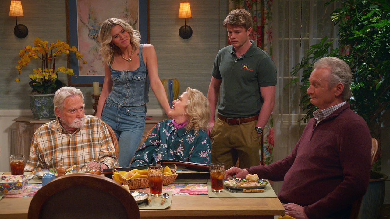 Photo Ryan Stiles, Hannah Pilkes, Celia Weston, Graham Rogers, Blake Clark