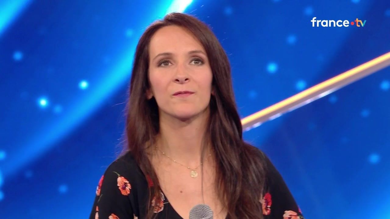 N'oubliez pas les paroles : la "double facette" de Morgane en dehors des plateaux, Nagui balance les révélations de son petit ami - TV ACTU by AlloCiné