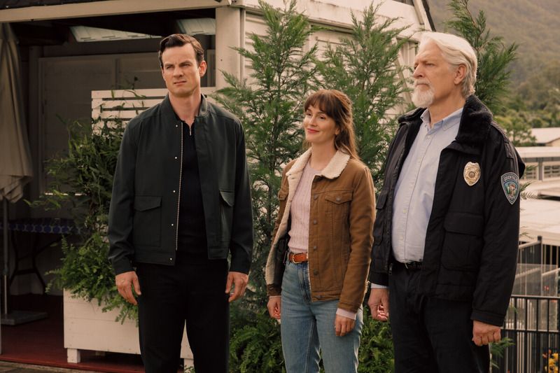 Good Cop/Bad Cop : Photo Luke Cook, Clancy Brown, Leighton Meester