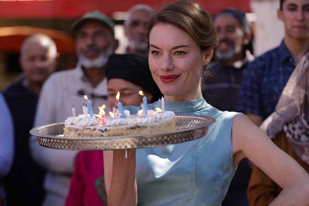 Un mariage sans fin : Photo Camille Rowe