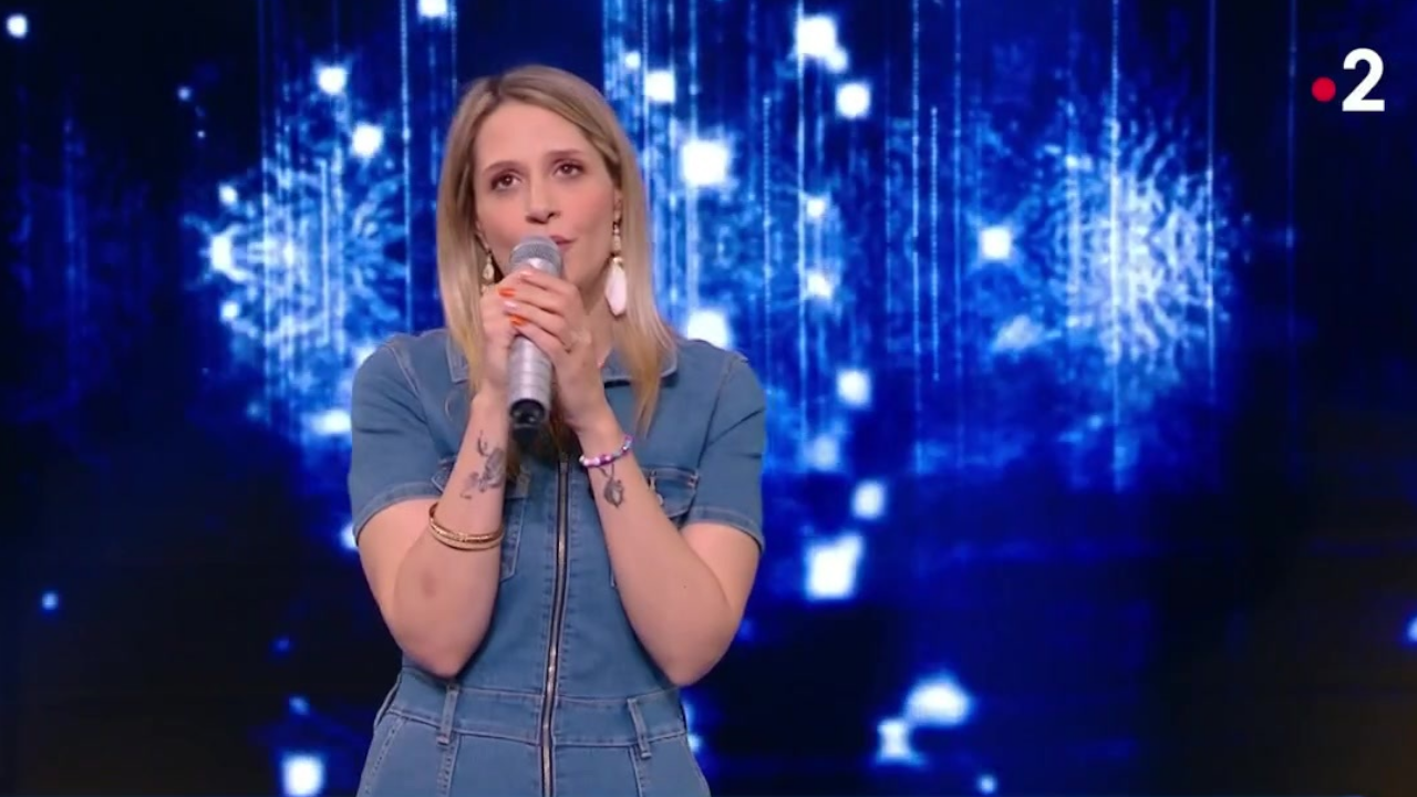 Exclu. N'oubliez pas les paroles : les candidats choisissent-ils eux-mêmes leurs vêtements ? Cindy nous révèle les coulisses - TV ACTU by AlloCiné