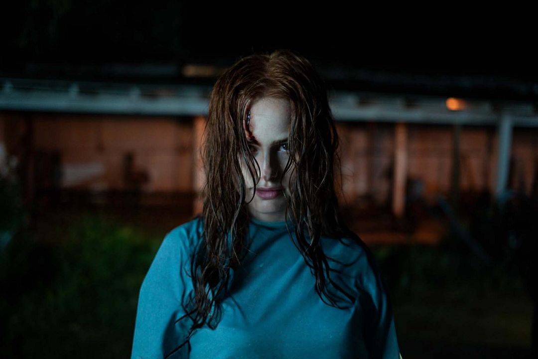 Les Intrus – Chapitre 2 : Photo Madelaine Petsch