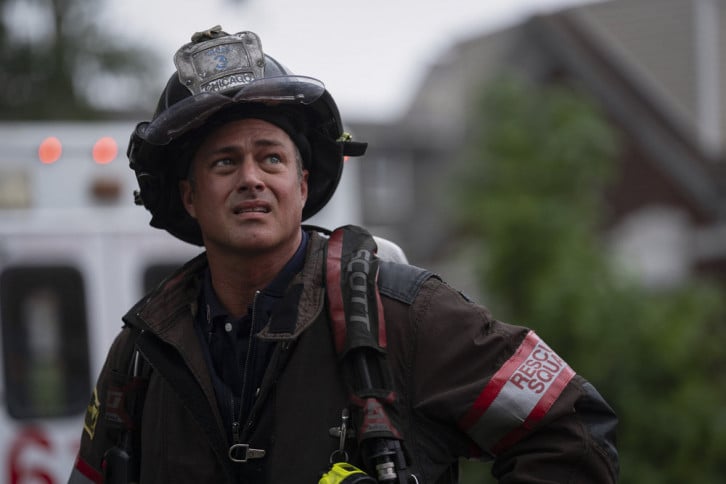 Chicago Fire : Photo Taylor Kinney