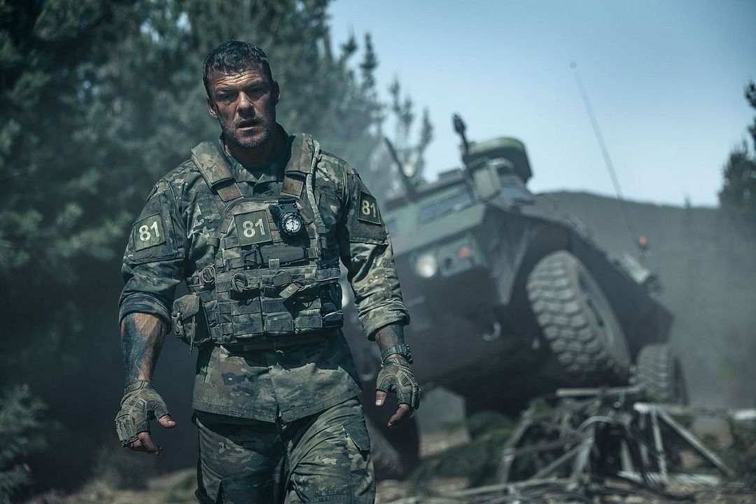 War Machine : Photo Alan Ritchson
