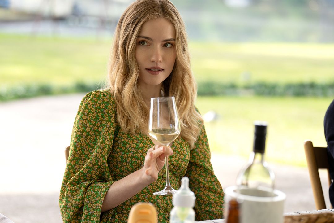 Regretting You : Photo Willa Fitzgerald