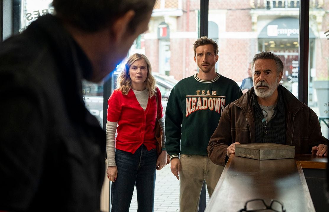 À double tour : Photo Baptiste Lecaplain, Isabelle Carré, José Garcia