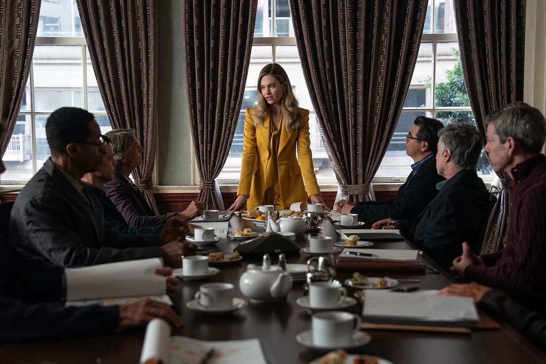Swipe : Photo Lily James
