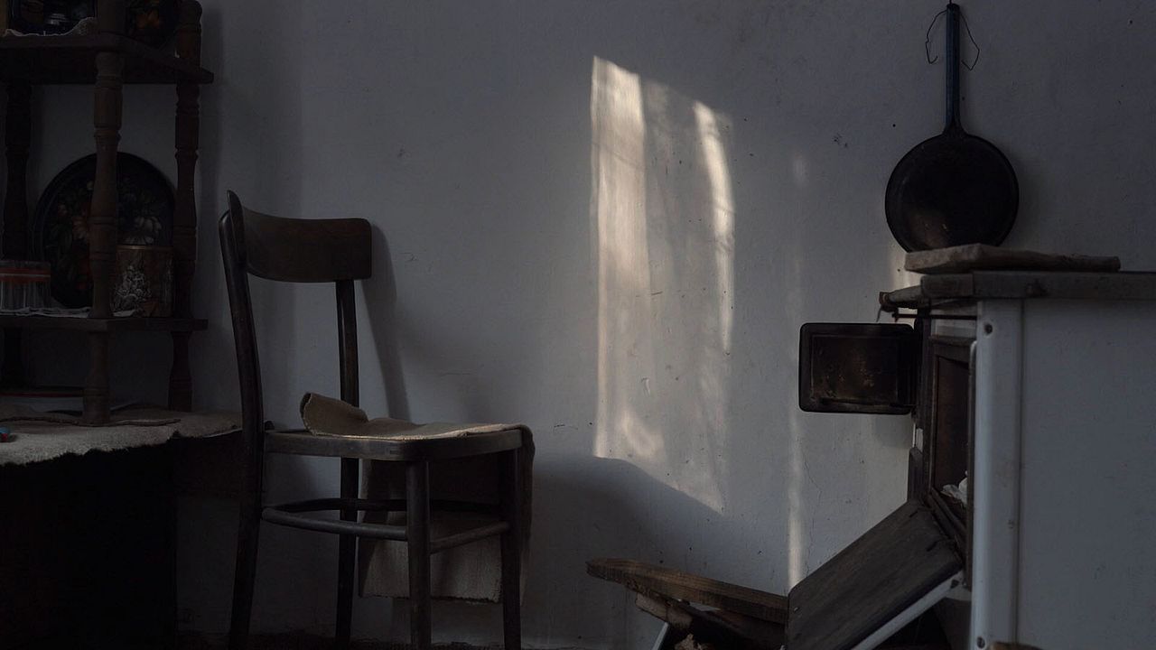 At the Door of the House, Who Will Come Knocking : Photo