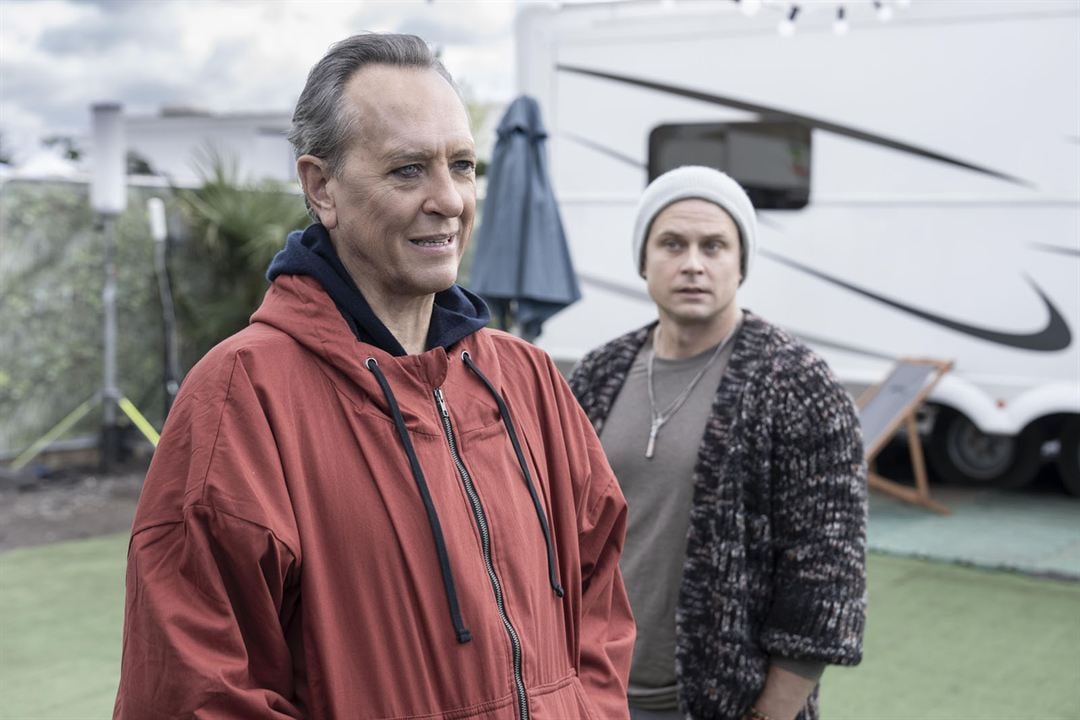 Photo Richard E. Grant, Billy Magnussen