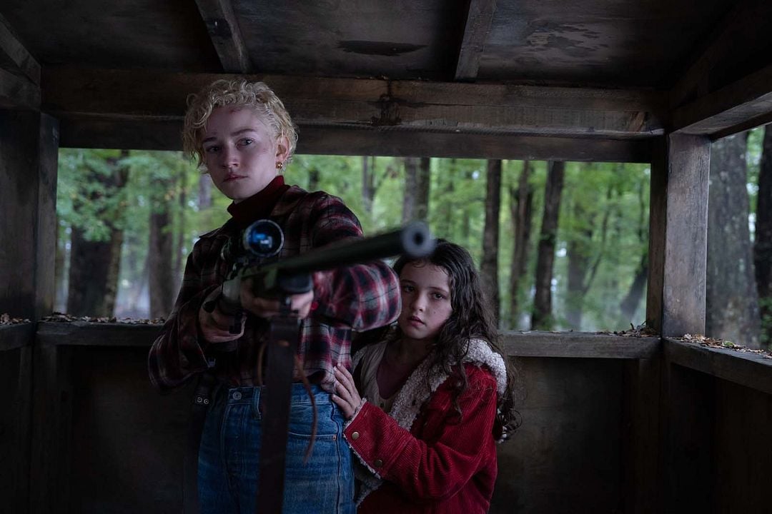 Wolf Man : Photo Julia Garner, Matilda Firth