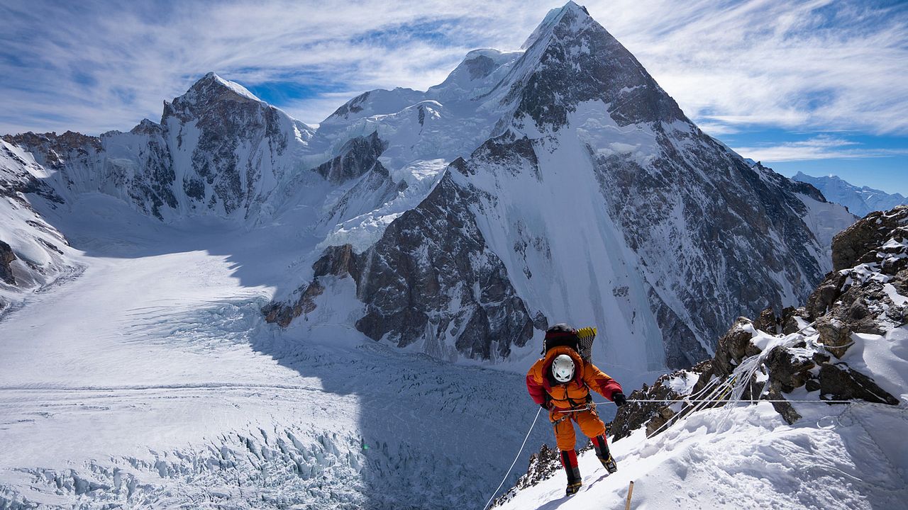 The Last First: Winter K2 : Photo