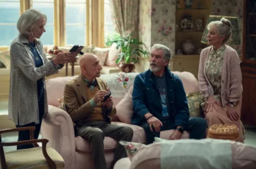 Le Murder Club du jeudi : Photo Pierce Brosnan, Celia Imrie, Ben Kingsley, Helen Mirren