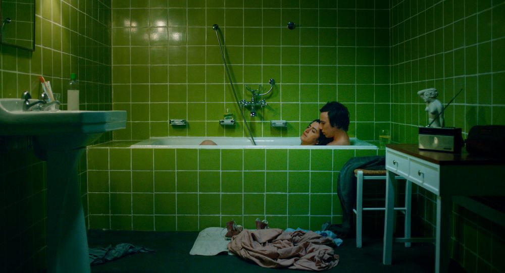Paul & Paulette Take a Bath : Photo