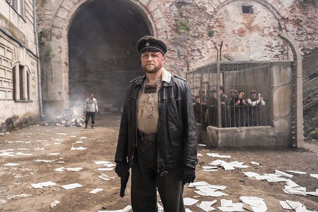The Partisan : Photo Piotr Adamczyk