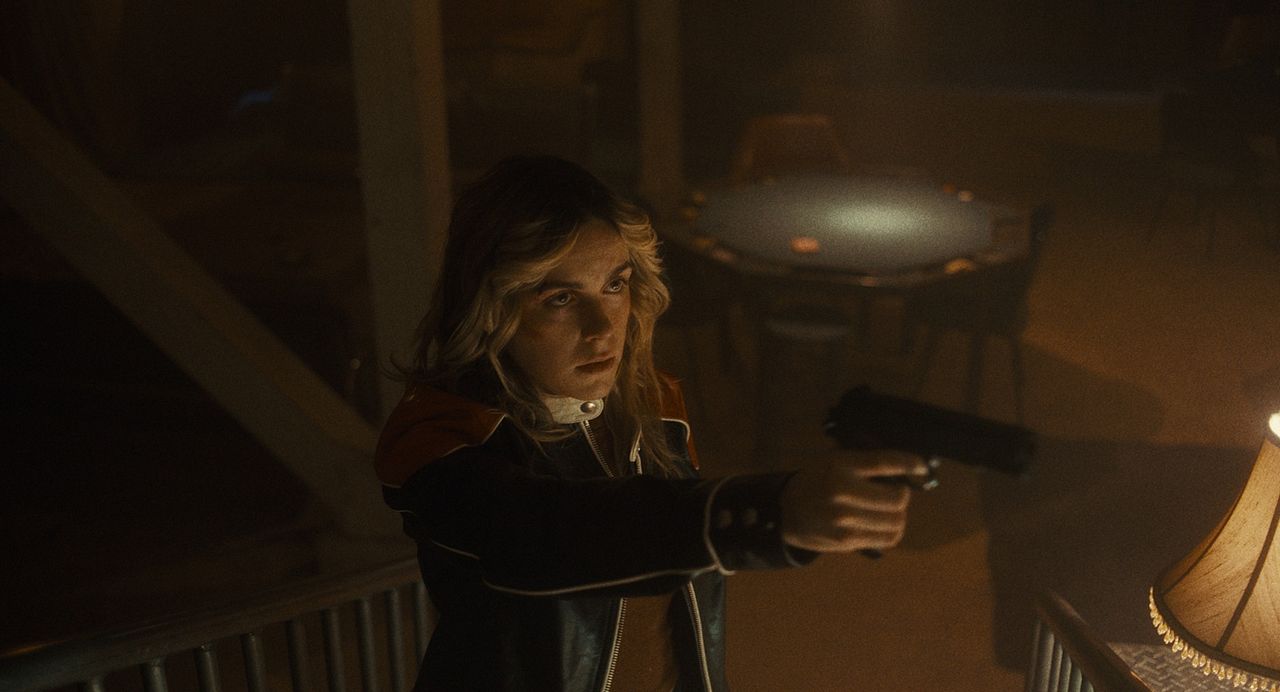 Stone Cold Fox : Photo Kiernan Shipka