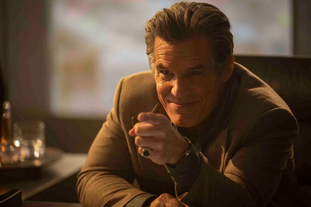 Running Man : Photo Josh Brolin