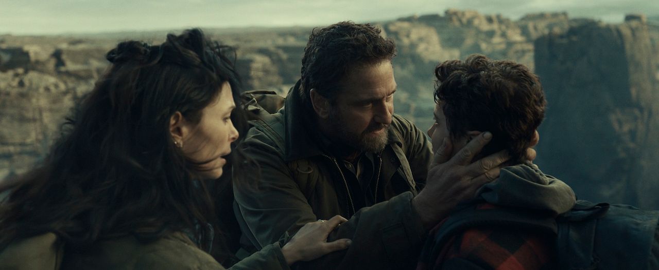 Greenland Migration : Photo Morena Baccarin, Roman Griffin Davis, Gerard Butler