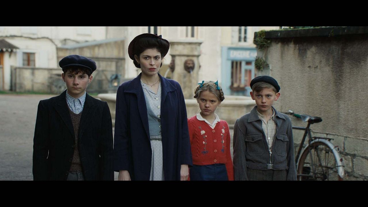 Les Enfants de la Résistance : Photo Lucas Hector, Nina Filbrandt, Octave Gerbi, Vanessa Guide