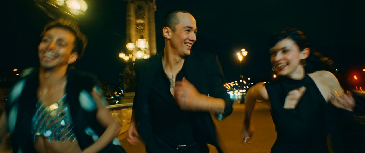 Nino dans la nuit : Photo Bilal Hassani, Mara Taquin, Oscar Högström
