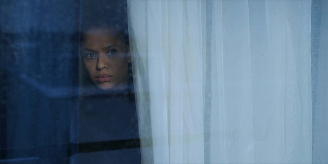 Surface (2022) : Photo Gugu Mbatha-Raw