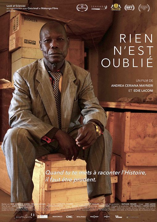 Rien n'est oublié : Affiche