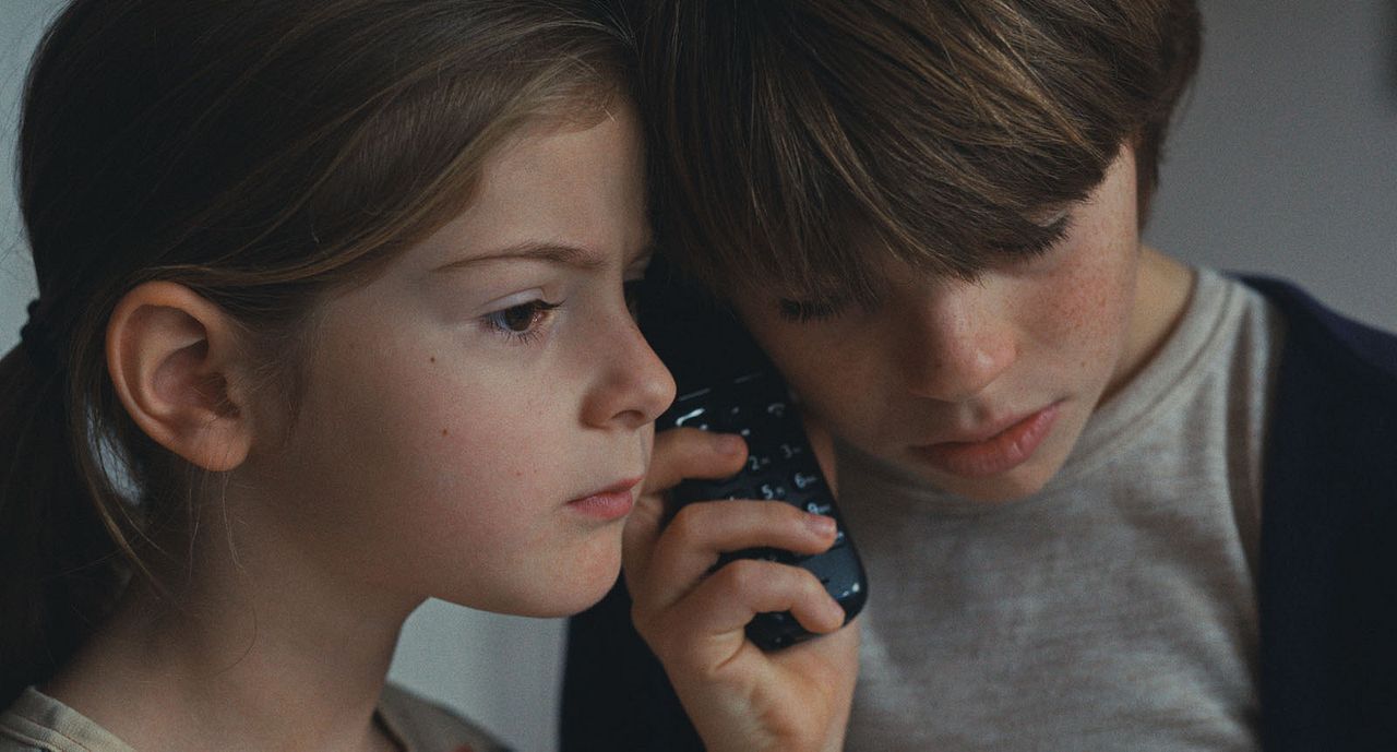 Les Enfants vont bien : Photo Nina Birman, Manoâ Varvat