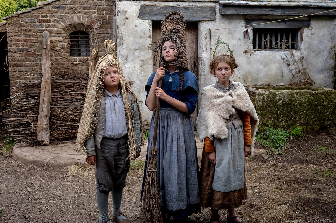 Hamnet : Photo Jacobi Jupe, Bodhi Rae Breathnach, Olivia Lynes