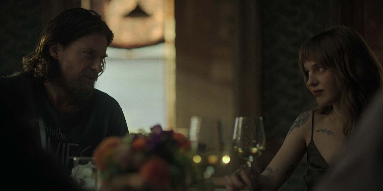 Black Rabbit : Photo Jason Bateman, Odessa Young