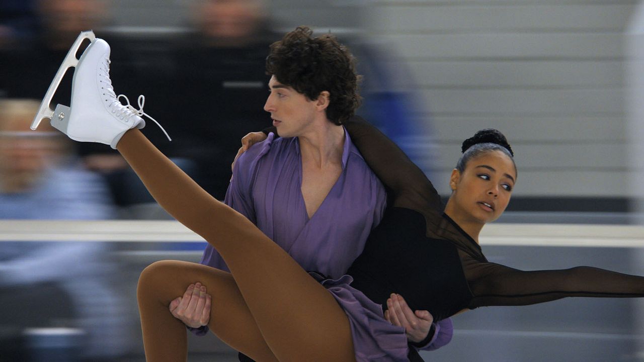 Rêve de glace : Photo Olly Atkins, Millie Davis