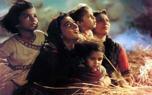 Mother India : Photo Mehboob Khan, Nargis