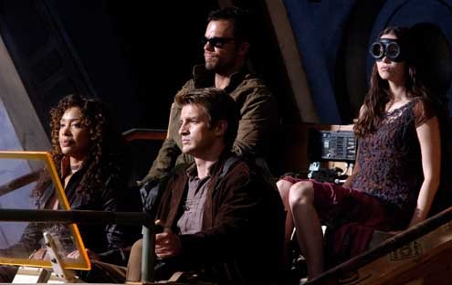 Serenity : l'ultime rébellion : Photo Nathan Fillion, Gina Torres, Summer Glau, Adam Baldwin, Joss Whedon