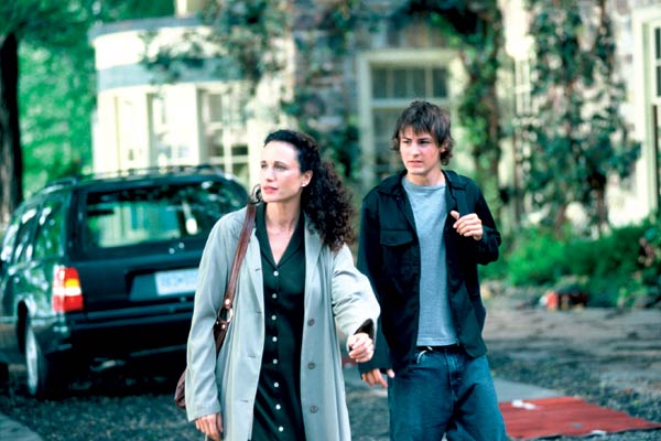 Le Dernier signe : Photo Andie MacDowell, Douglas Law