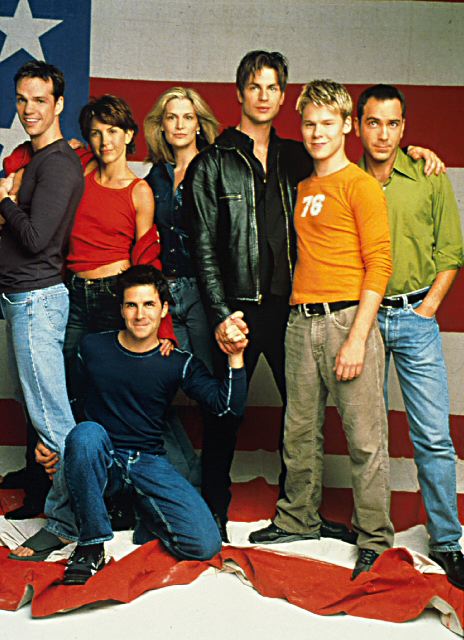 Photo Scott Lowell, Michelle Clunie, Thea Gill, Peter Paige, Randy Harrison, Hal Sparks, Gale Harold