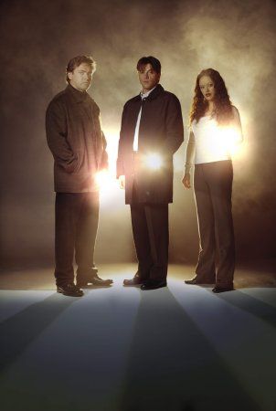 Photo Skeet Ulrich, Marisa Ramirez, Angus Macfadyen