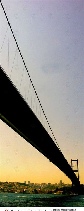 Crossing the bridge - the sound of Istanbul : Photo Fatih Akın
