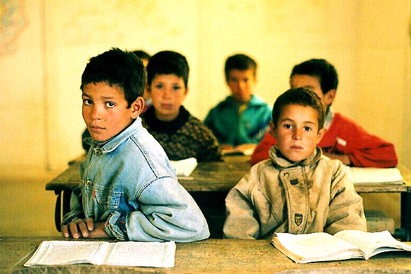 L'Enfant endormi : Photo Yasmine Kassari