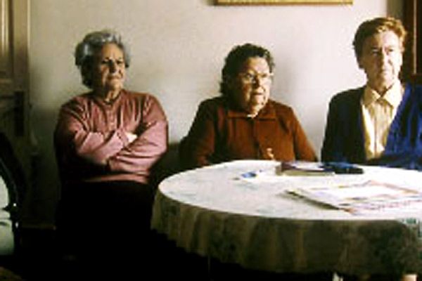 Aguaviva: La vida en tres maletas : Photo Mario Burbano, Verónica Marchiaro