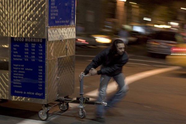 Man Push Cart : Photo