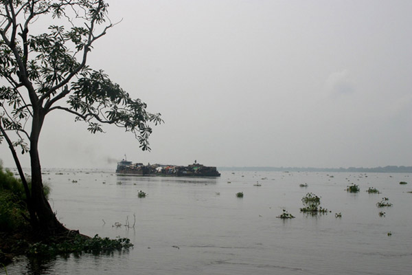 Congo river : Photo Thierry Michel