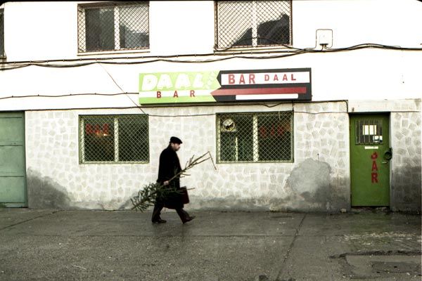 12h08 à l'est de Bucarest : Photo Corneliu Porumboiu