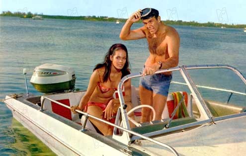 Opération Tonnerre : Photo Terence Young, Claudine Auger, Martine Beswick, Sean Connery