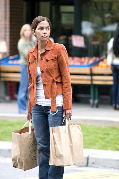 Nos souvenirs brûlés : Photo Halle Berry